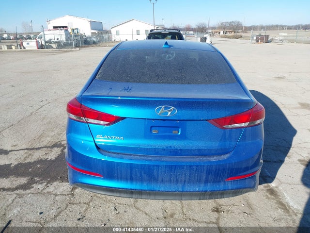 5NPD84LF2JH401832 Hyundai ELANTRA SEL