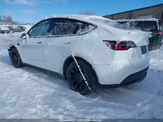 7SAYGDEE4RA261057 Tesla Model Y Long Range Dual Motor All-wheel Drive