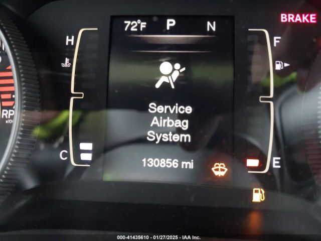1C4PJLCB9GW166857 Jeep Cherokee Latitude