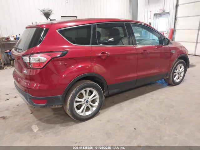 1FMCU9G91HUD45788 Ford ESCAPE SE
