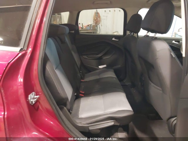 1FMCU9G91HUD45788 Ford ESCAPE SE