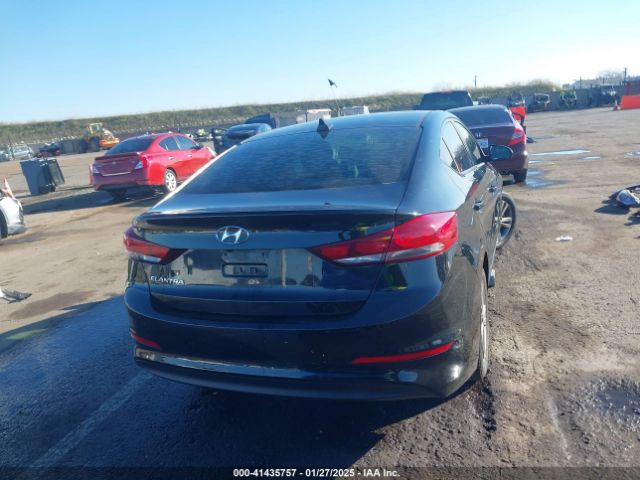 5NPD84LFXJH249752 Hyundai ELANTRA SEL