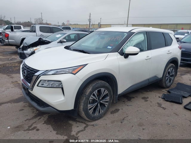 JN8BT3BAXPW426832 Nissan Rogue Sv Fwd