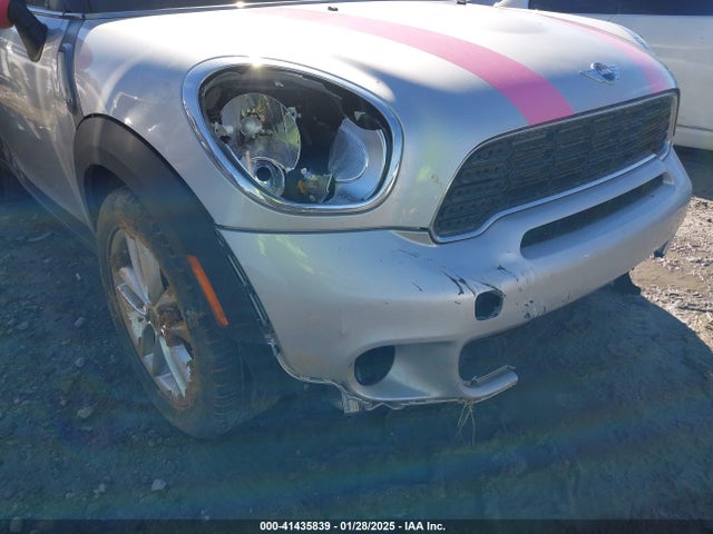 2011 MINI COOPER S COUNTRYMAN WMWZC3C52BWL79426 Photo 5