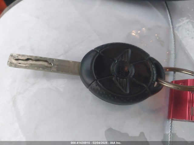 2007 MINI COOPER S WMWRH33567TL95428 Photo 10