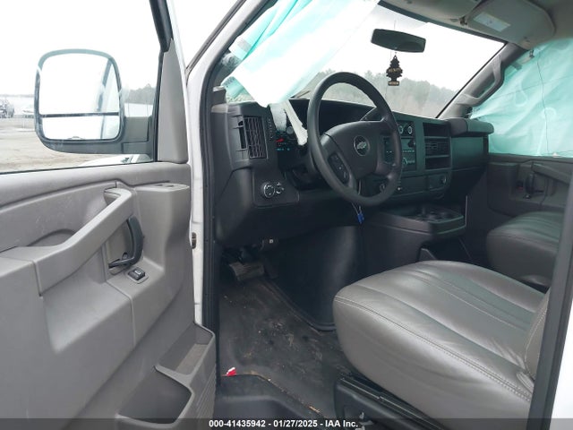 1GAZGNFF5H1125649 Chevrolet Express 3500 Ls