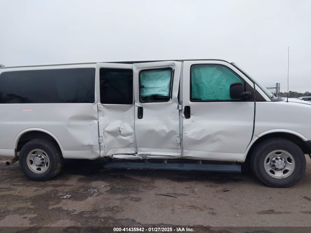 1GAZGNFF5H1125649 Chevrolet Express 3500 Ls