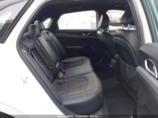 5XXG64J26RG239939 KIA K5 Gt-line