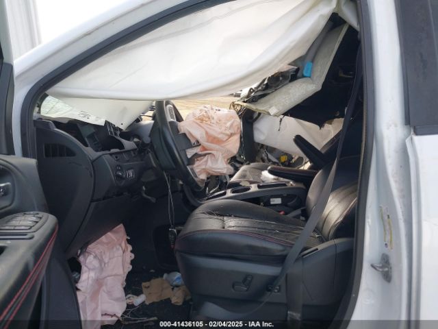 2C4RDGEG8JR281630 Dodge Grand Caravan Gt