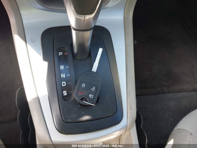 3FADP4EJ1GM130808 Ford FIESTA SE