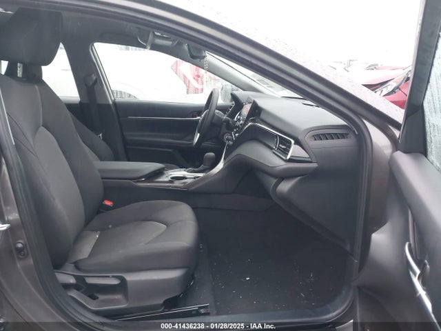 4T1C11AK9RU260401 Toyota CAMRY LE