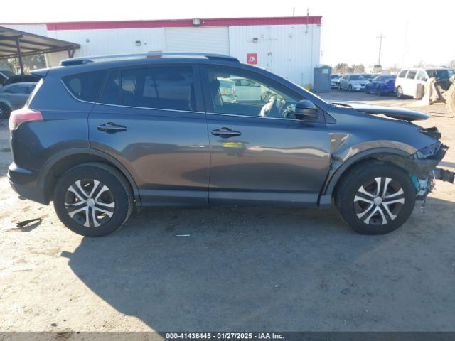JTMZFREV3JJ154891 Toyota RAV4 LE