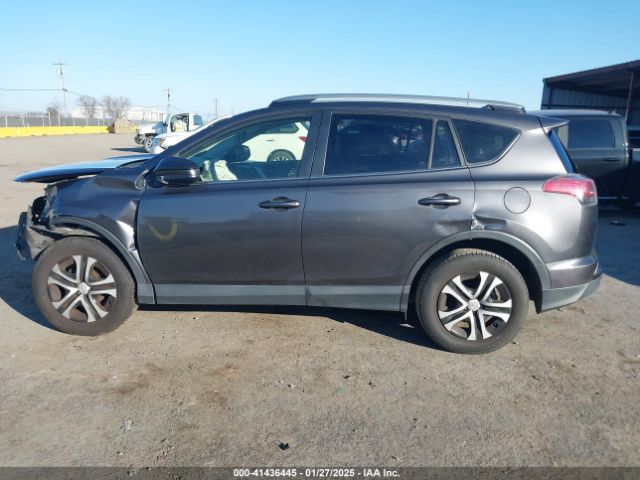 JTMZFREV3JJ154891 Toyota RAV4 LE