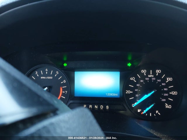 1FM5K7DH5KGB51334 Ford EXPLORER XLT