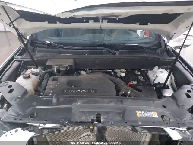 2LMPJ8L90KBL53506 Lincoln Nautilus Reserve