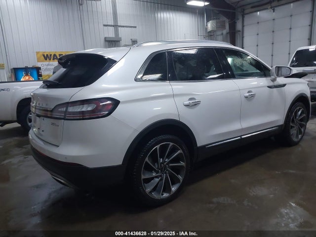2LMPJ8L90KBL53506 Lincoln Nautilus Reserve