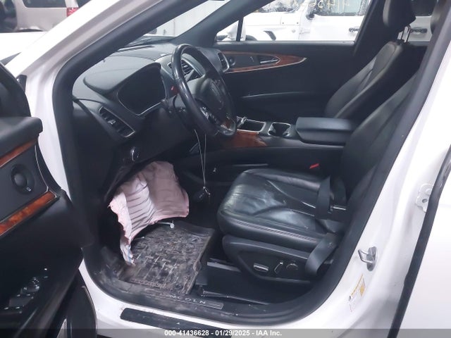 2LMPJ8L90KBL53506 Lincoln Nautilus Reserve