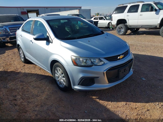 Chevrolet Sonic Lt Auto 2017 1G1JD5SB5H4132592 Image 1