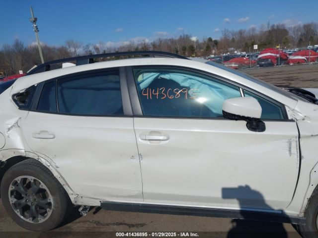 JF2GTAEC9M8381564 Subaru Crosstrek Premium