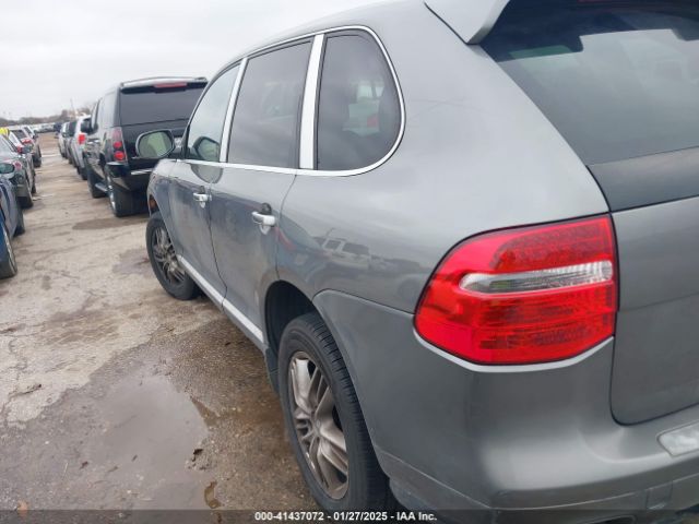2009 PORSCHE CAYENNE WP1AA29P29LA02663 Photo 2