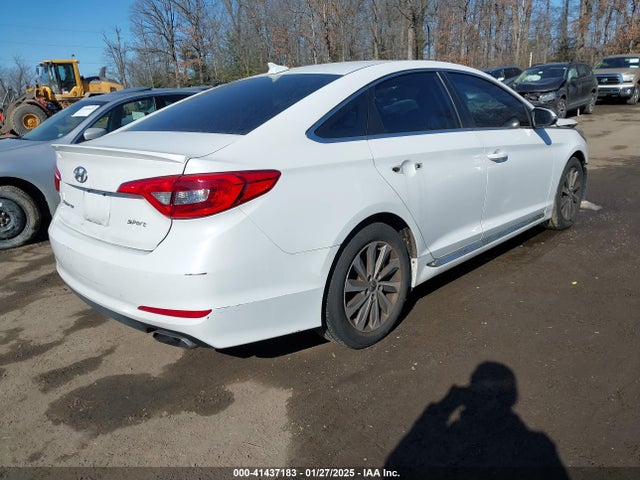 2015 Hyundai Sonata Sport მანქანა იყიდება აუქციონზე, vin: 5NPE34AF1FH085854, აუქციონის ნომერი: 41437183