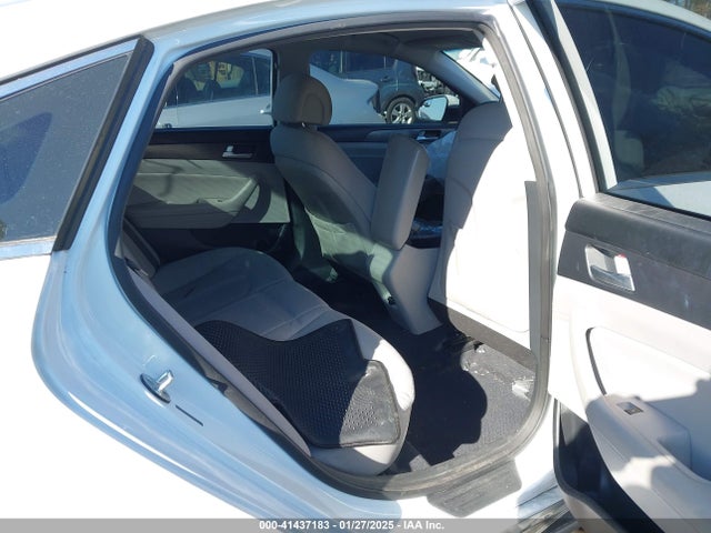 2015 Hyundai Sonata Sport მანქანა იყიდება აუქციონზე, vin: 5NPE34AF1FH085854, აუქციონის ნომერი: 41437183