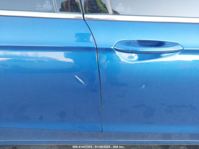 3FA6P0HD8JR202251 Ford FUSION SE