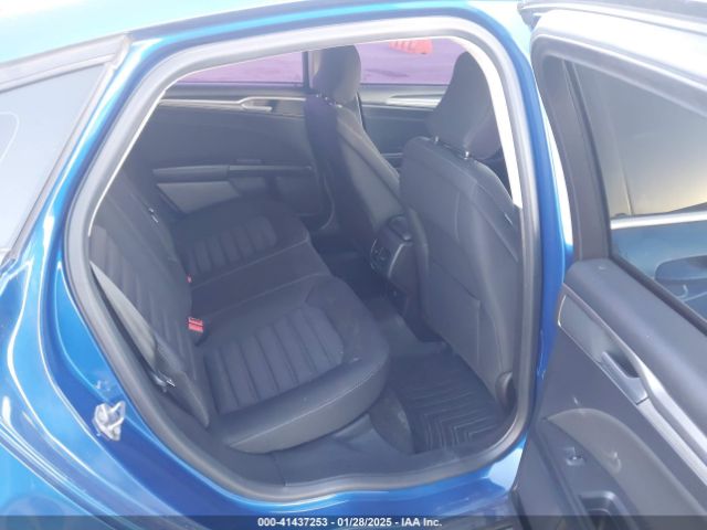 3FA6P0HD8JR202251 Ford FUSION SE
