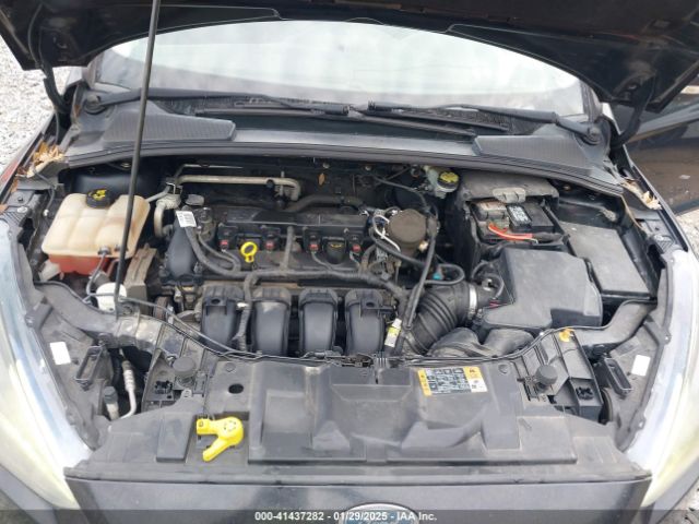 1FADP3F27FL218683 Ford FOCUS SE