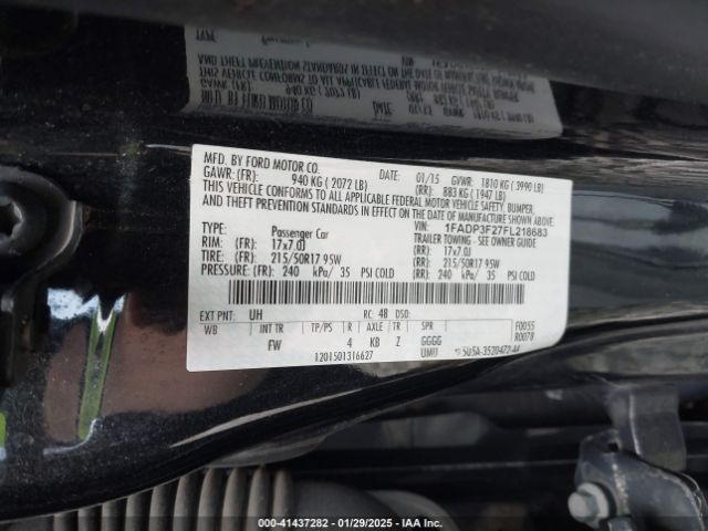 1FADP3F27FL218683 Ford FOCUS SE