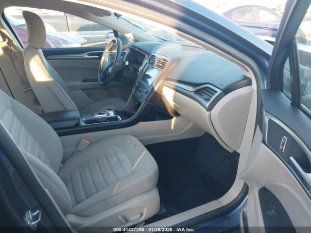 3FA6P0HD6JR224085 Ford FUSION SE