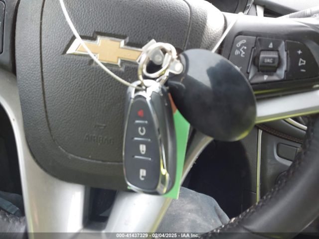 3GNCJPSB5HL262068 Chevrolet Trax Lt