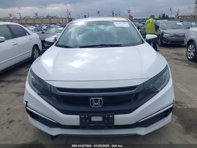 Honda Civic Lx 2019 2HGFC2F66KH564096 Image 13