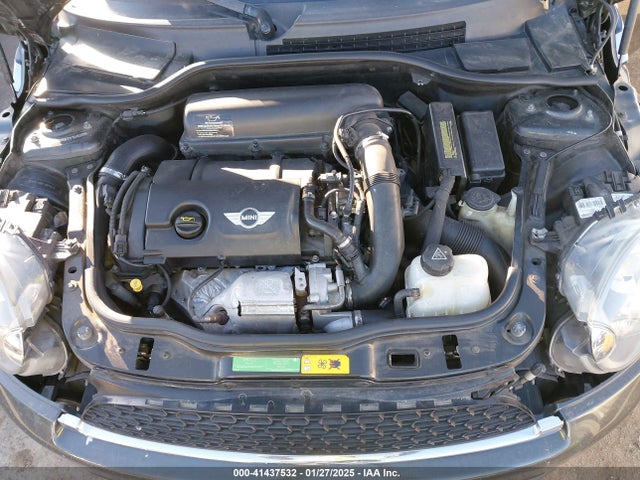 2011 MINI COOPER S WMWSV3C55BTY14629 Photo 9