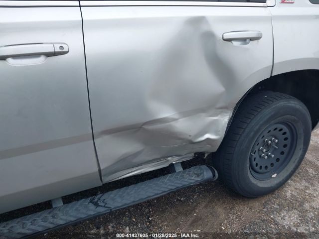 1GNSKBKC5HR393529 Chevrolet Tahoe Lt