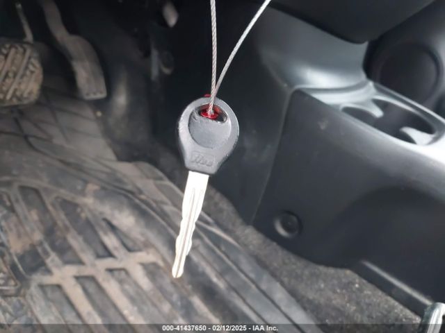 3N1CN7AP3FL927785 Nissan Versa 1.6 S