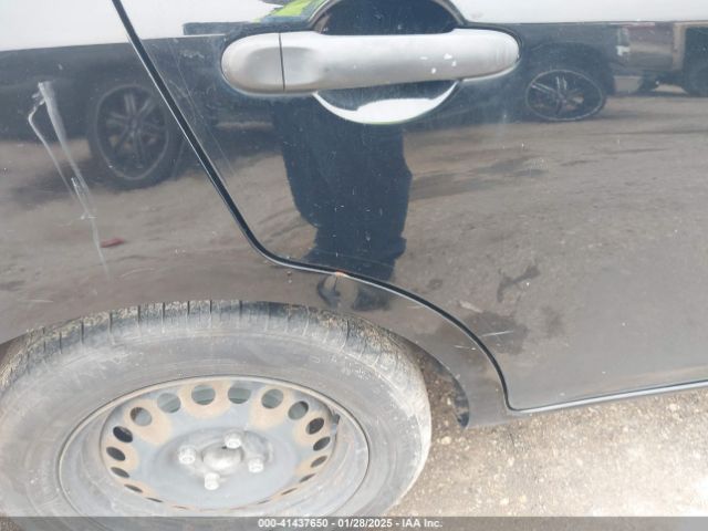 3N1CN7AP3FL927785 Nissan Versa 1.6 S