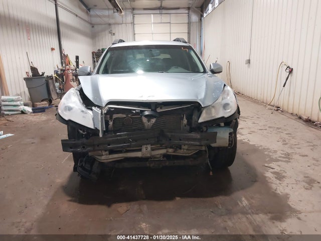 4S4BRCCC3E3212043 Subaru Outback 2.5i Premium