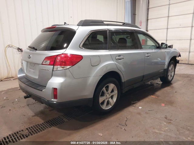 4S4BRCCC3E3212043 Subaru Outback 2.5i Premium