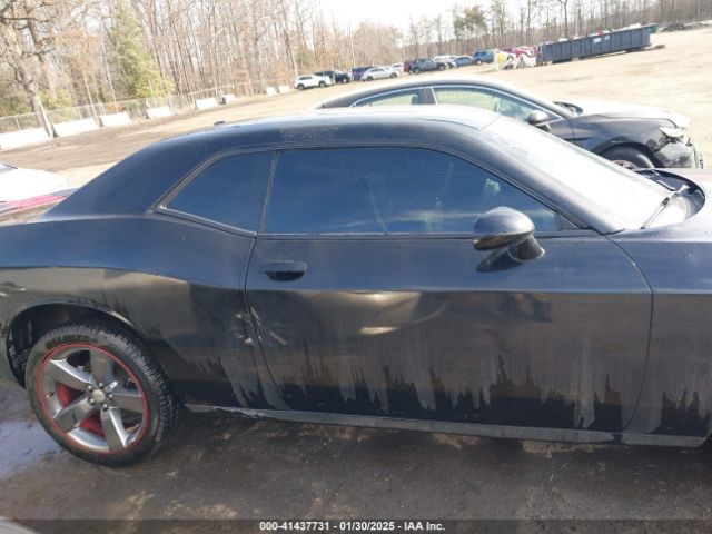 2C3CDYAG0EH181779 Dodge Challenger Rallye Redline