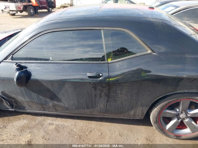 2C3CDYAG0EH181779 Dodge Challenger Rallye Redline