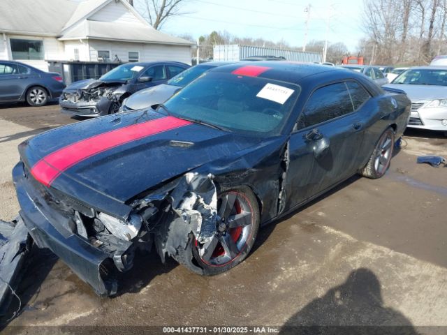 2C3CDYAG0EH181779 Dodge Challenger Rallye Redline