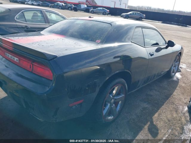 2C3CDYAG0EH181779 Dodge Challenger Rallye Redline
