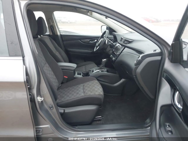 JN1BJ1CPXKW526367 Nissan Rogue Sport Sv