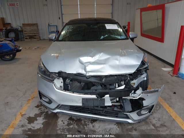 KNALC4J12H5089486 KIA Cadenza Premium