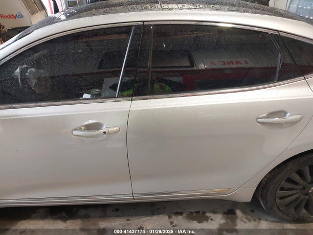 KNALC4J12H5089486 KIA Cadenza Premium