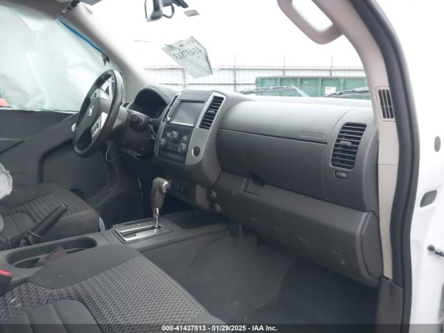 1N6AD0CWXKN877400 Nissan Frontier Sv