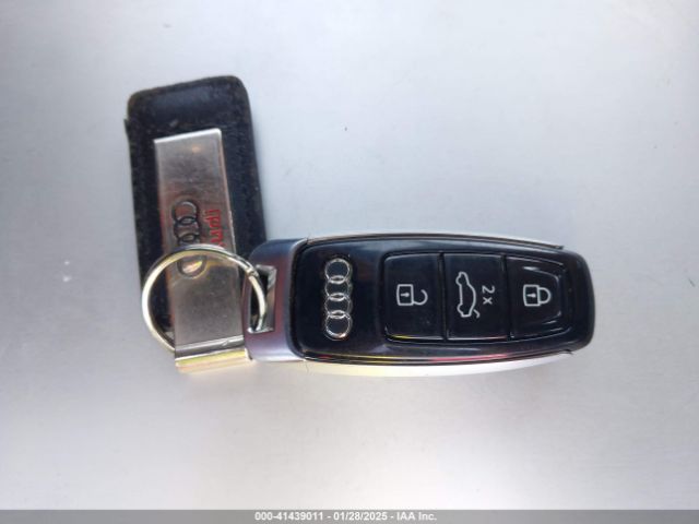 WAU8EAF80MN023985 Audi A8 L 60 Tfsi Quattro Tiptronic