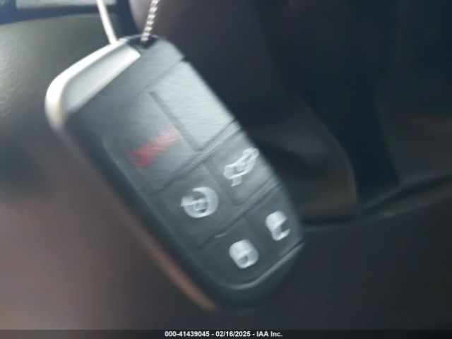 2012 CHRYSLER 300 2C3CCACG4CH266189 Photo 10