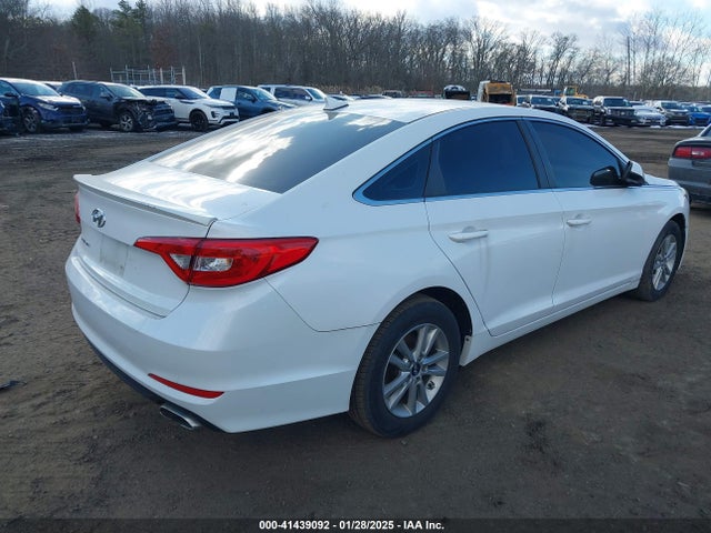 Hyundai SONATA SE 2016 5NPE24AF9GH290665 Image 4